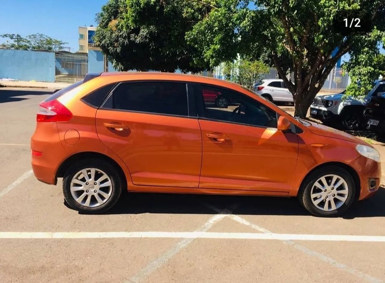 Chery Celer Hatch 1.5 16V Flex 5P 2013