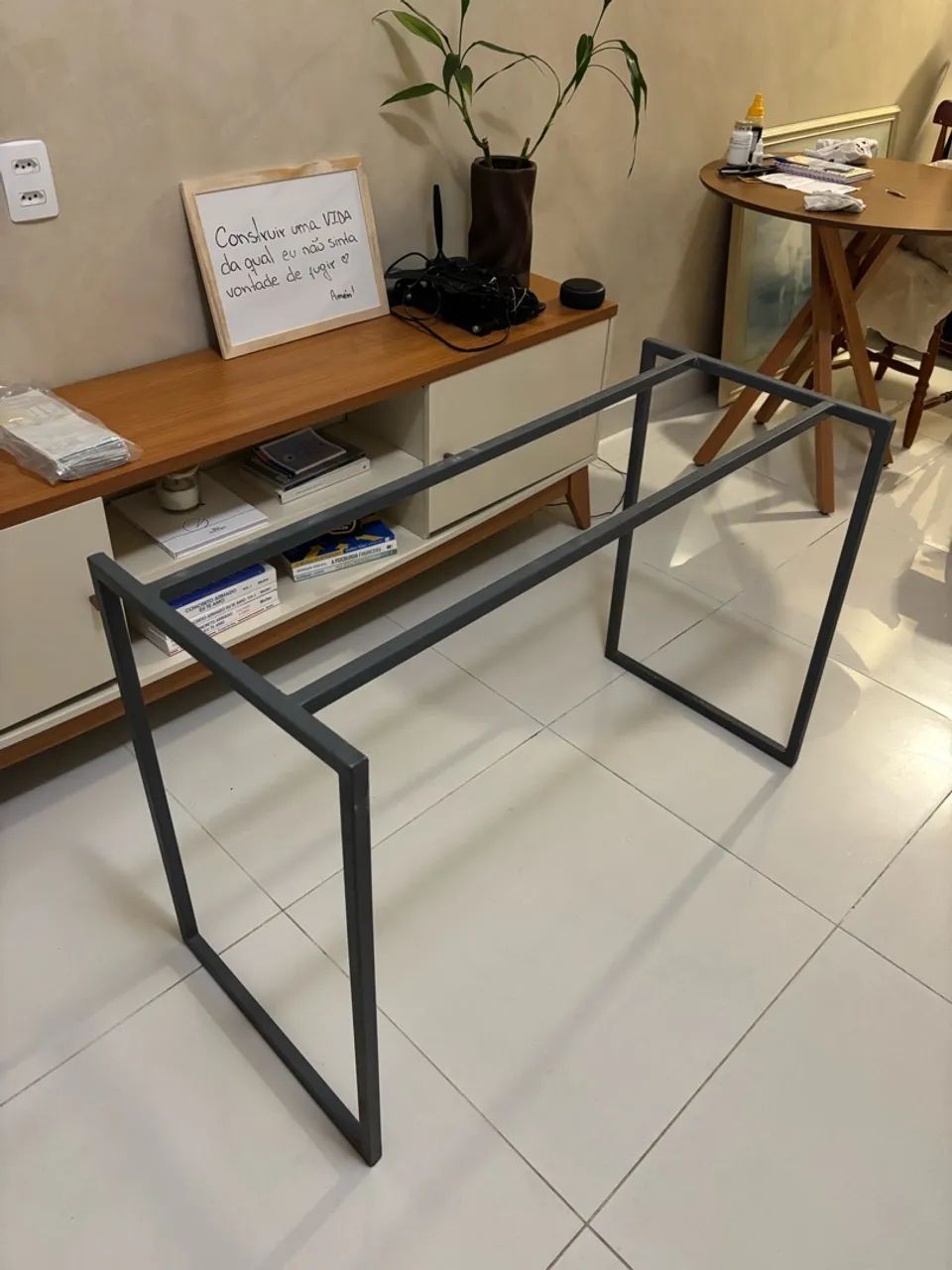 Mesa metálica 