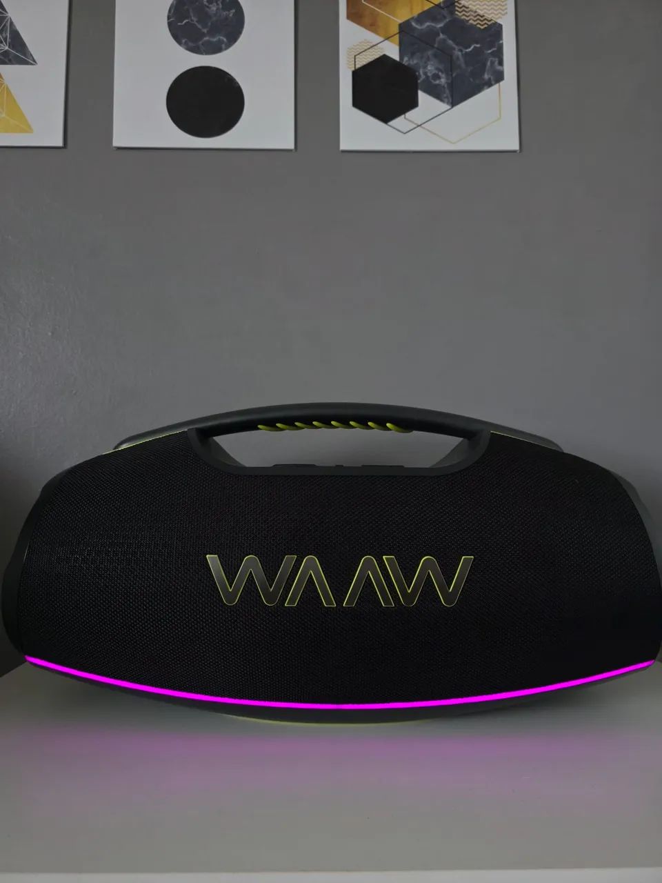 Caixa Waaw Hyperboom 1000