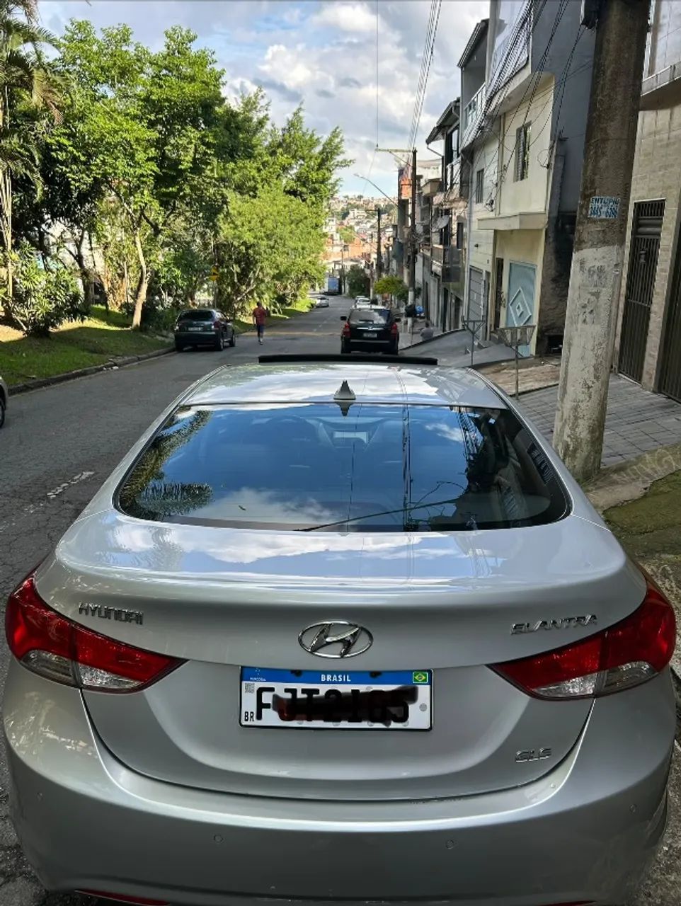 Hyundai Elantra GLS 1.8 16V 2013