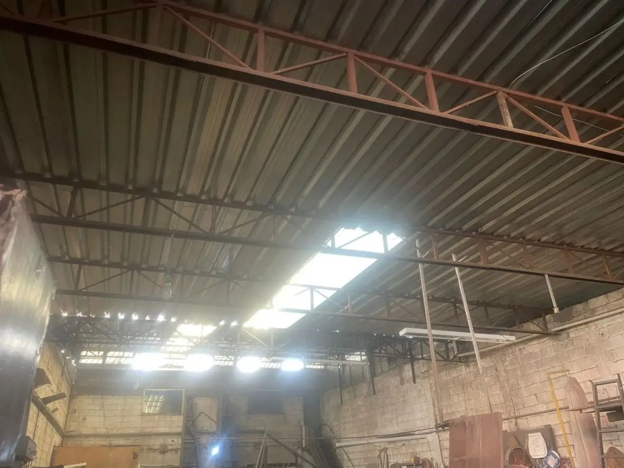 (81681) à venda - Galpão com , 3 vagas, no Barreiro - Foto 4