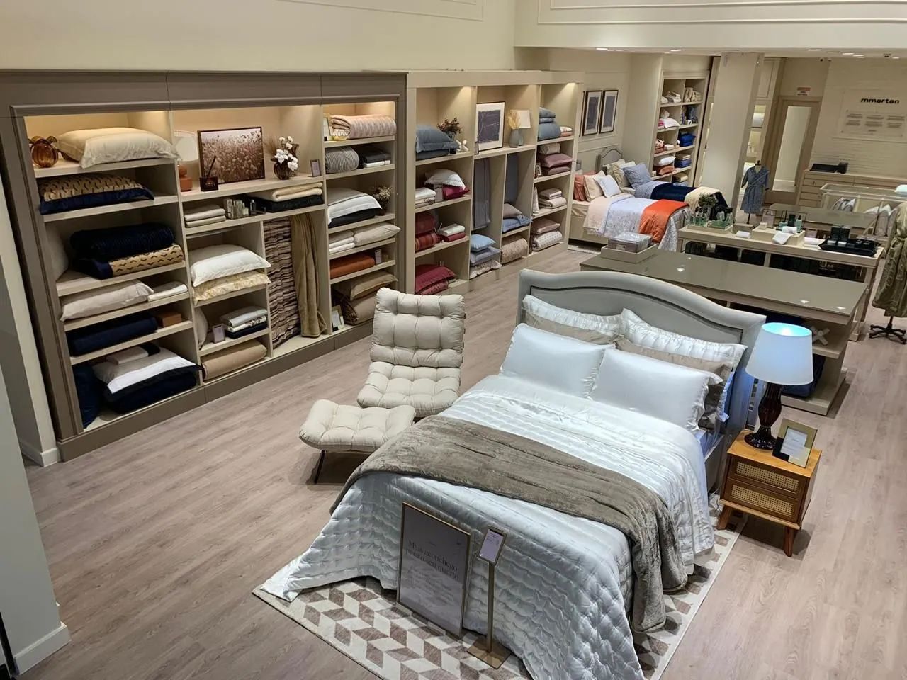 Armários para shopping 