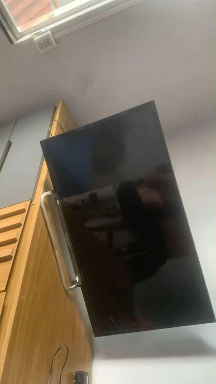 TV smart 32 polegadas FUNCIONA, PRECINHO PRA IR HOJE!!!!! tem detalhe - Foto 2