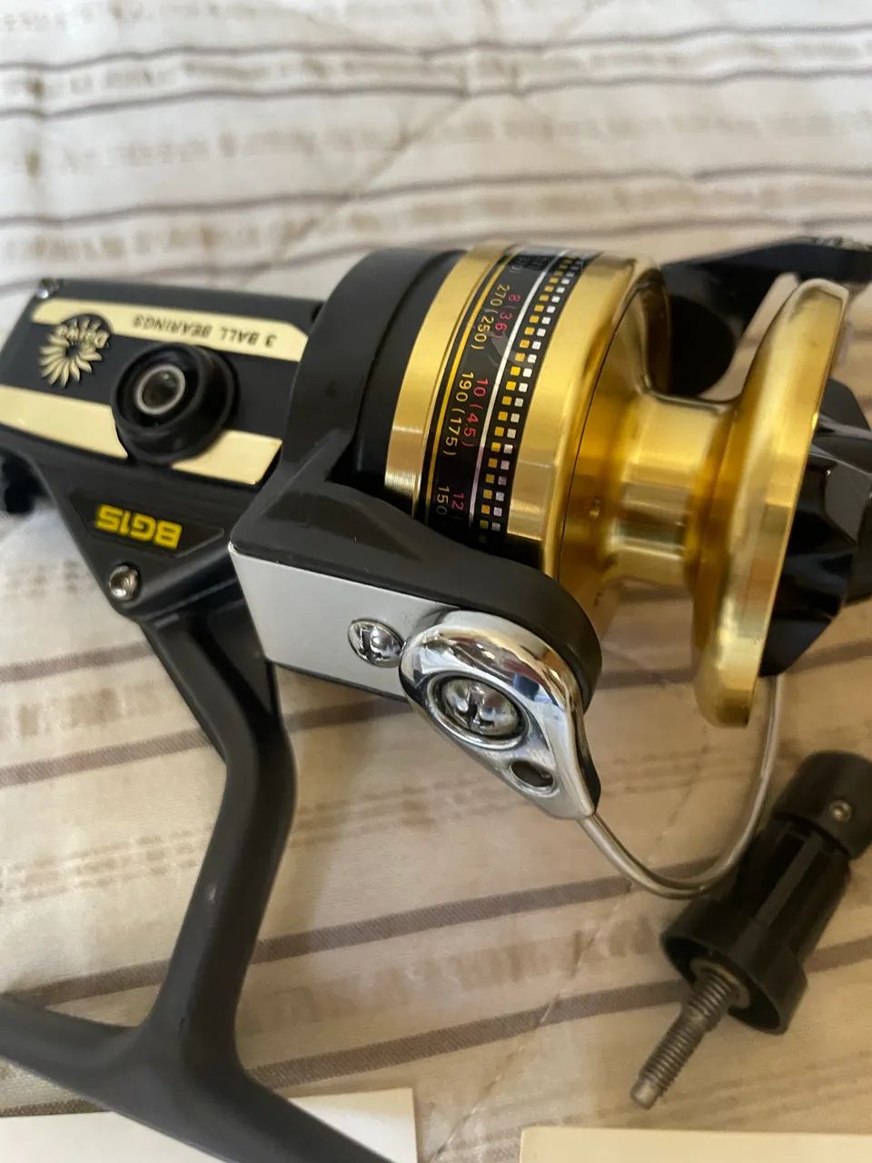 Molinete Daiwa BG-15 Black Gold - Novo na caixa! - Acampamento