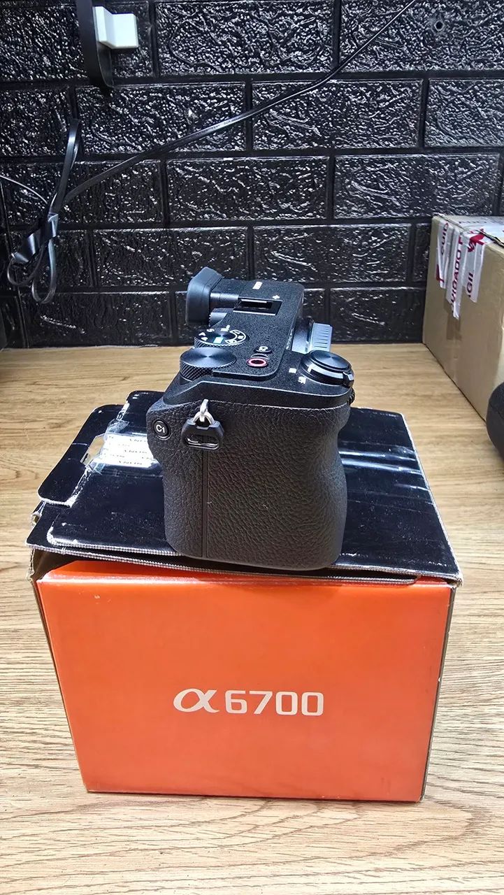 Sony 6700 - Foto 4