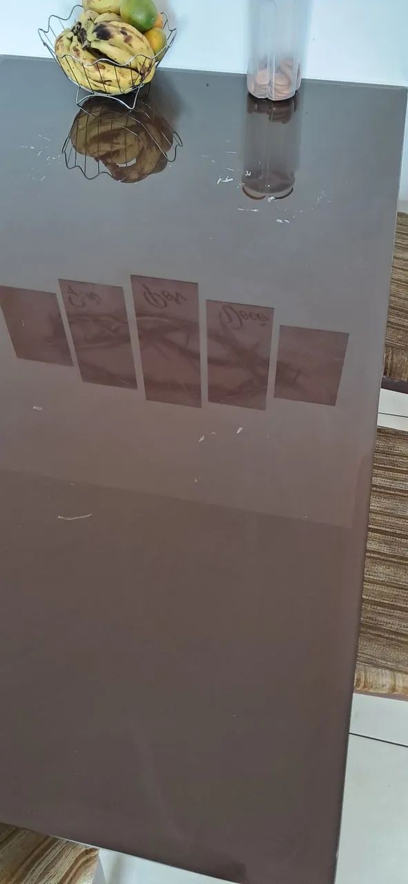 Vendo mesa com 6 cadeiras - Foto 3