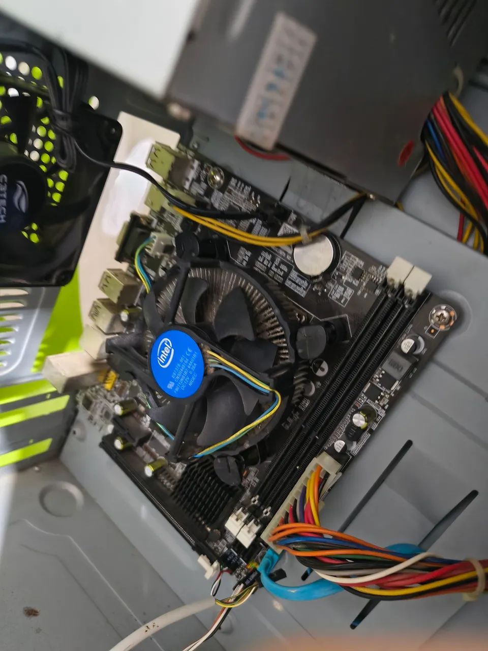 Gabinete com fonte processador e cooler - Foto 3