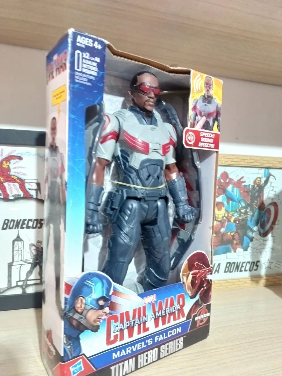 Falcão Negro Eletrônico 30cm original marca Hasbro  - Foto 4