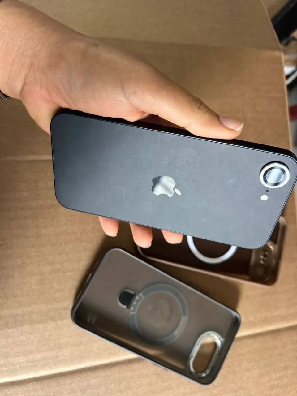 Iphone 16e - Foto 4