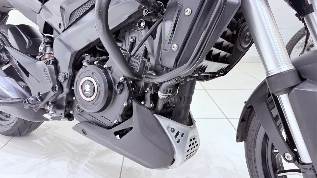Bajaj Dominar 400 - Foto 2