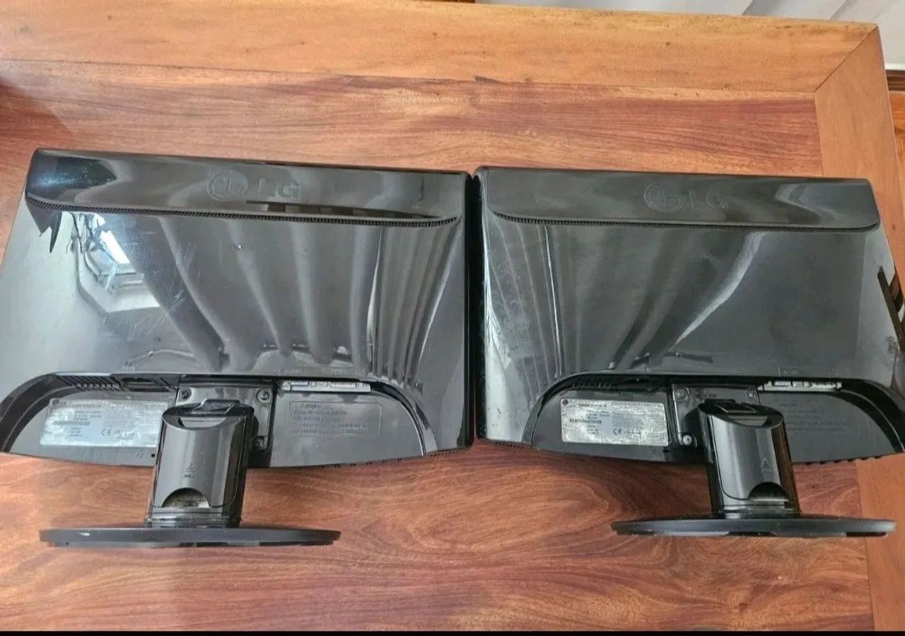 2 Monitores LG Flatron W1942TQ - Foto 3