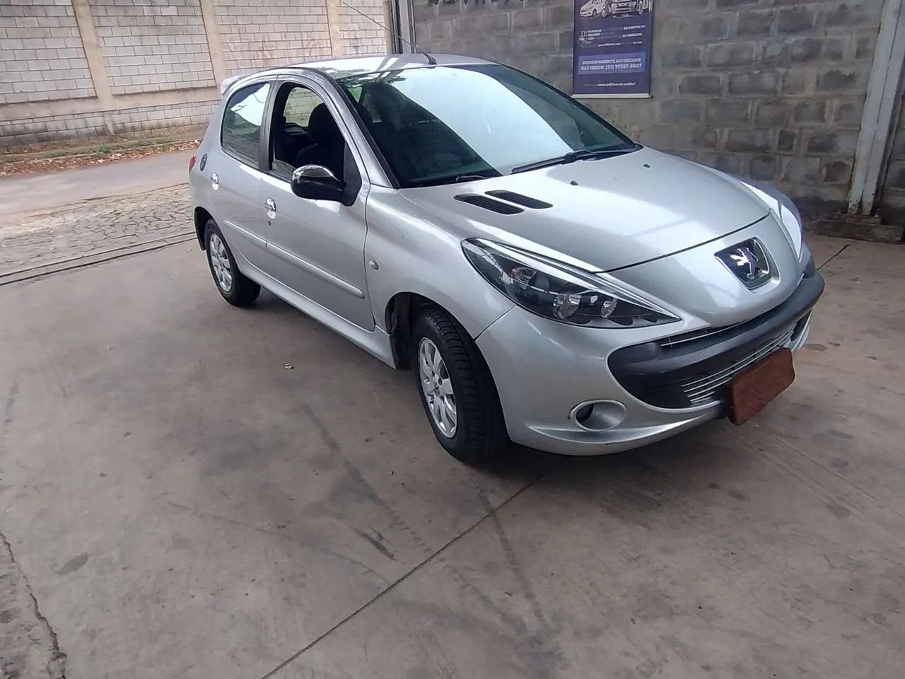 Peugeot 207 207 XR Sport 1.4 Flex 8V 5p 2009