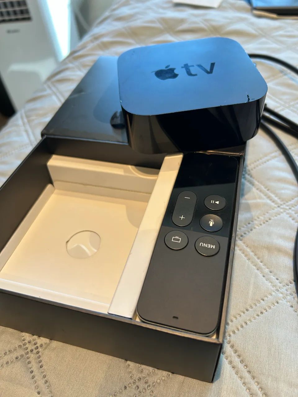 Apple TV HD (4a. Geração) - Modelo A1625 - 32 GB - Foto 2