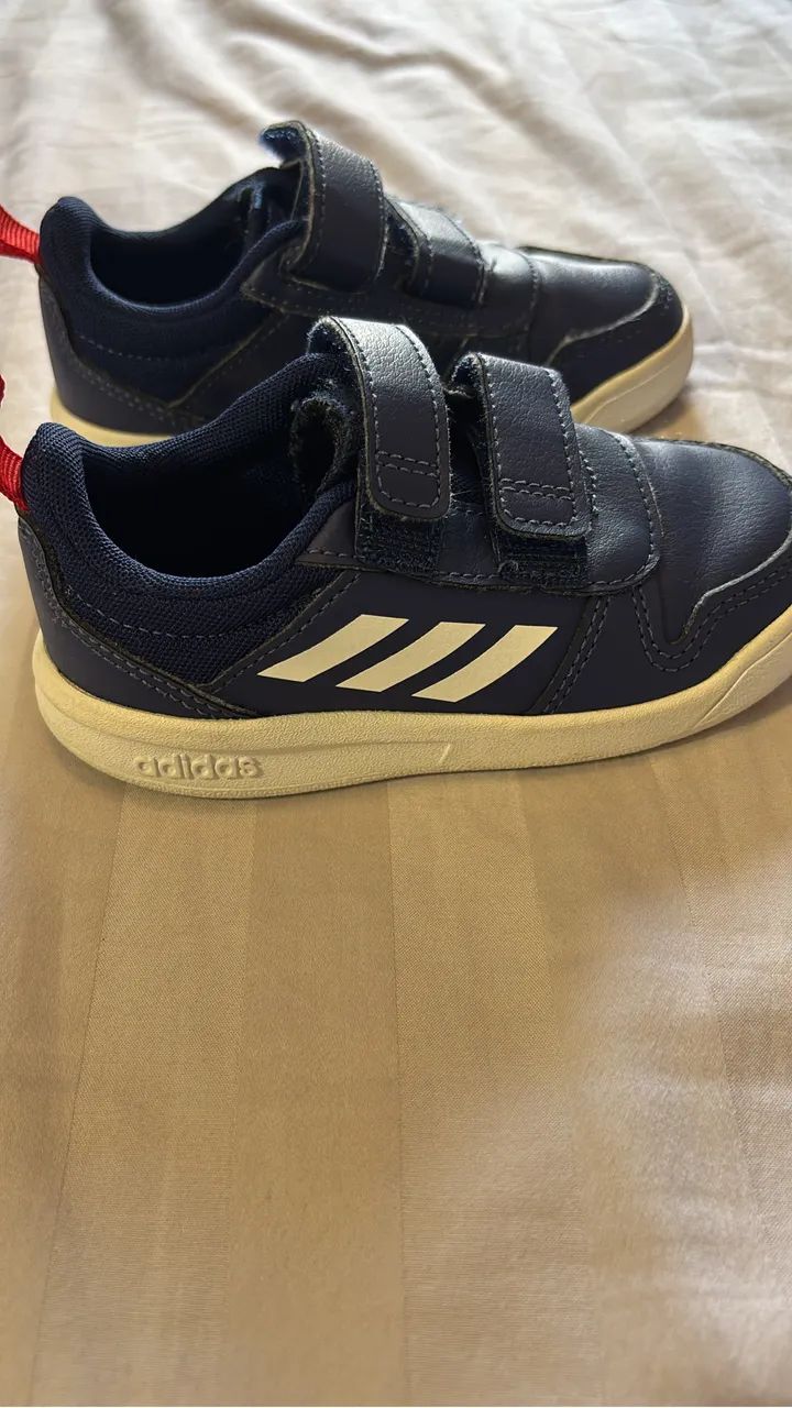 Sapatênis adidas infantil tamanho 22