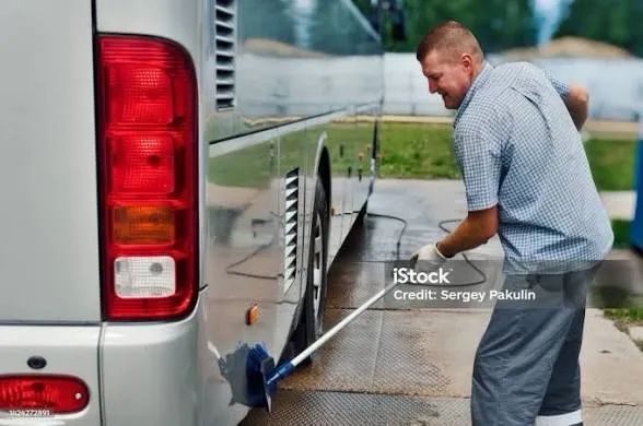 Vaga para Lavador de ônibus - Foto 4