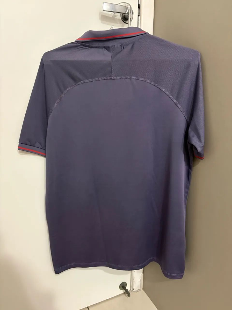 Polo Asics - tamanho M - Foto 2