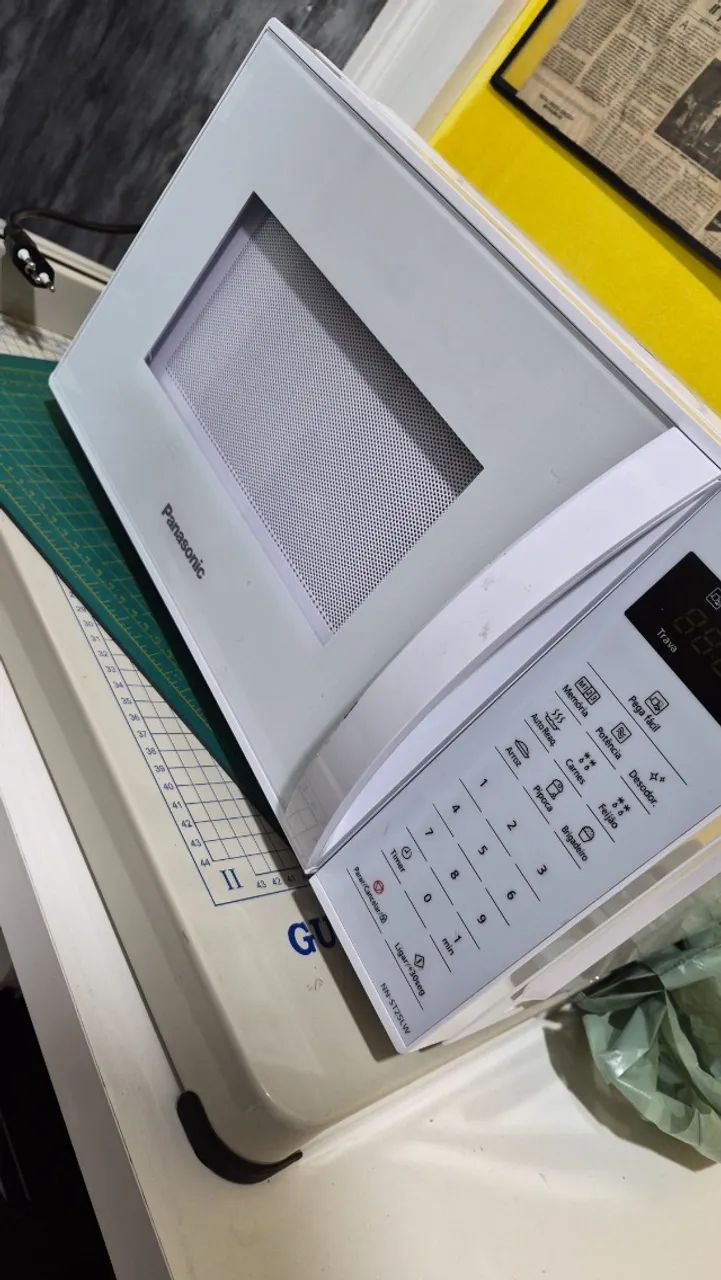 microondas Micro-ondas 21l Panasonic branco - Foto 2