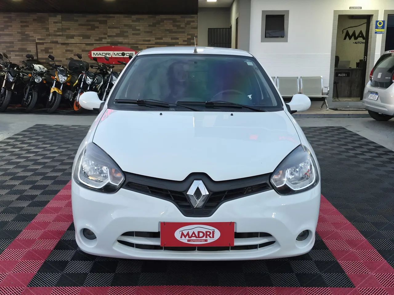 Renault Clio Rn/alize/expr./1.0 Hi-power 16V 5P 2016 - Foto 4