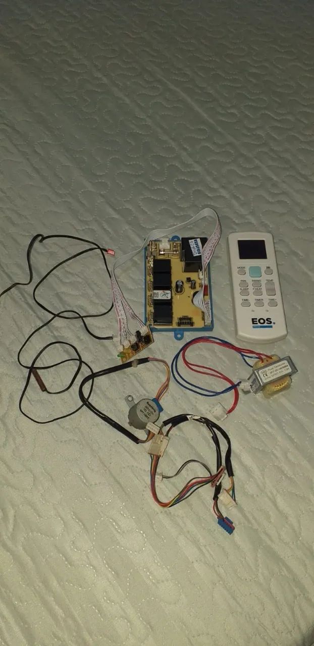 Placa universal Ar condicionado Split 9 btus - Foto 2
