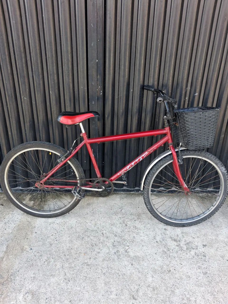Bicicleta aro 26 reduzido com bom estado.
