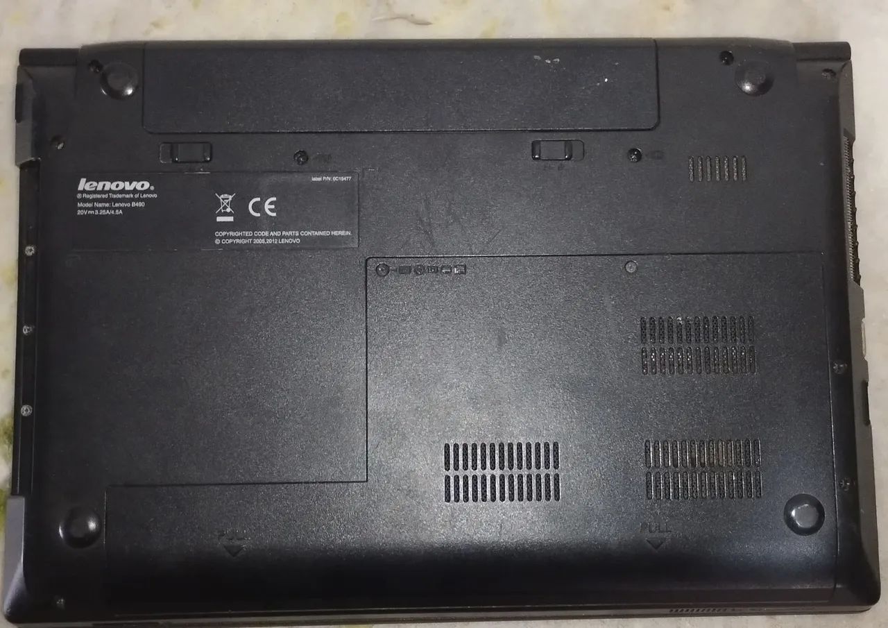 Notebook Lenovo usado  - Foto 2