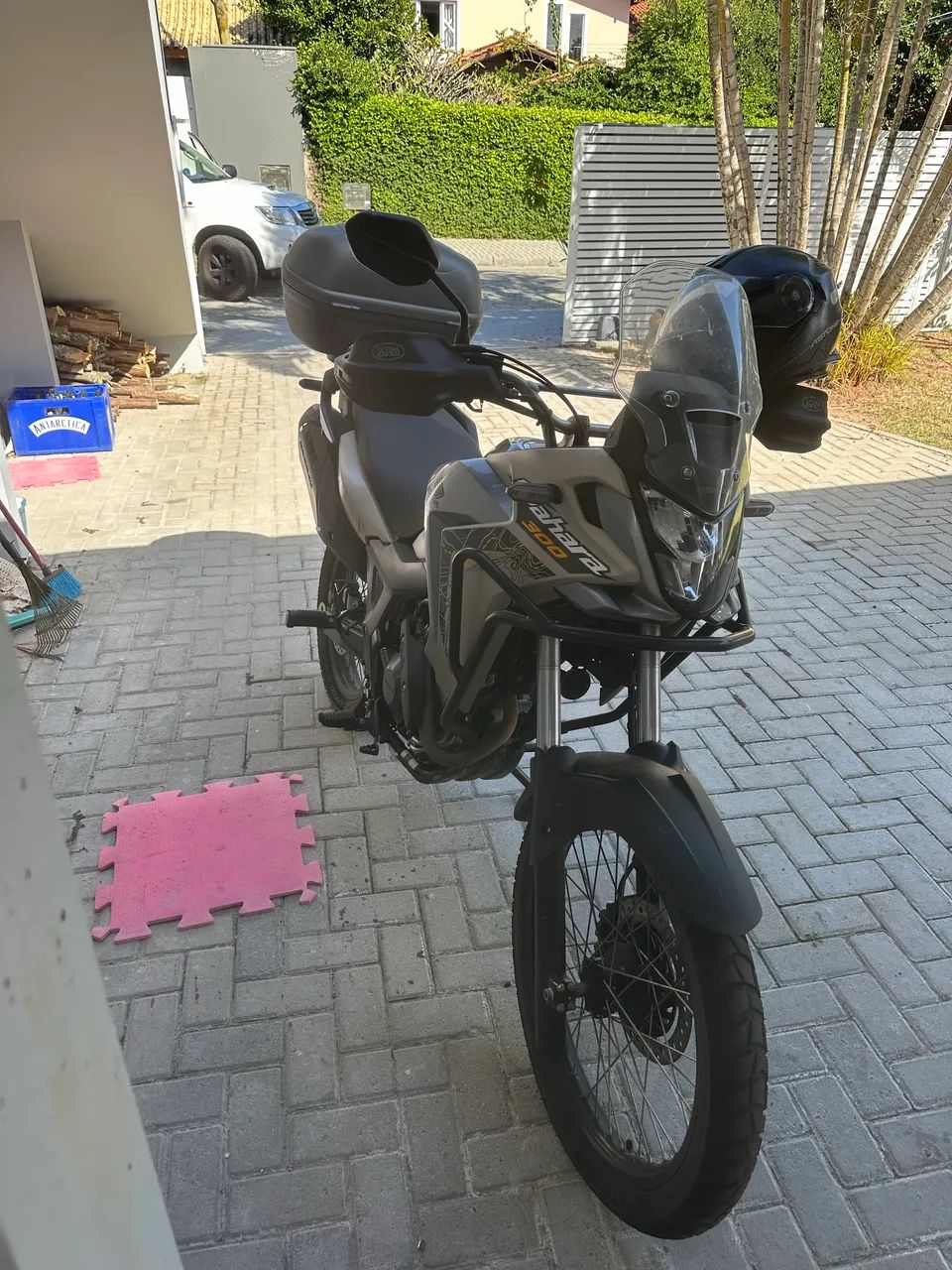 Sahara 300 ADV único dono 5.400km
