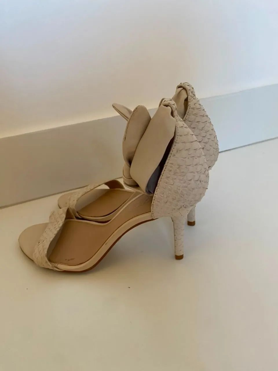 Sandália Arezzo - Foto 2