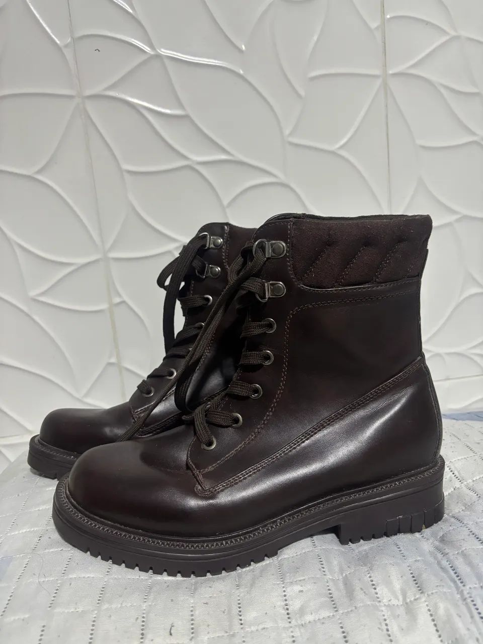 Bota Coturno Marrom feminina  - Foto 2