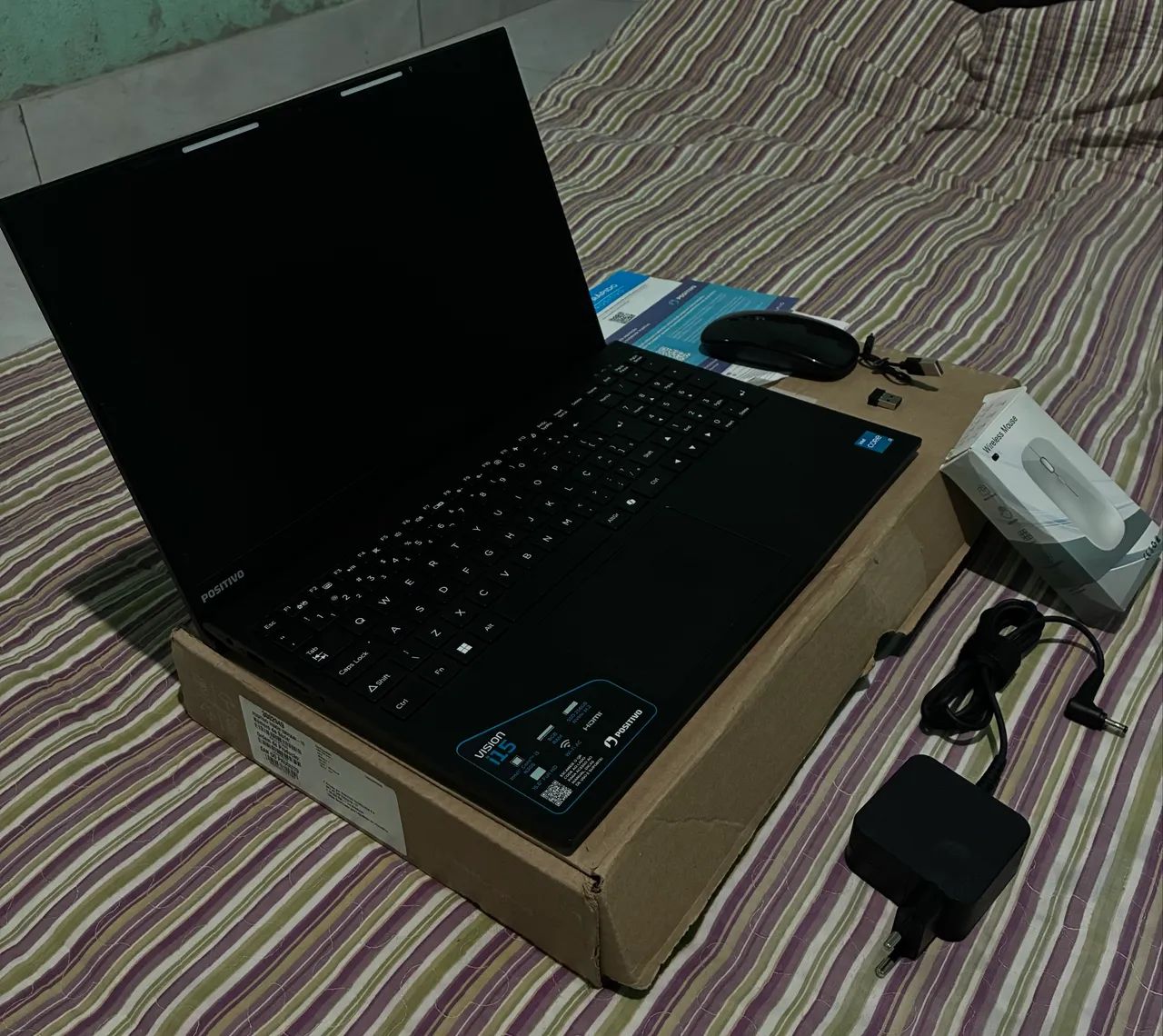     Notebook Positivo Vision i15 15,6? Intel Core i3 + Acessórios - Foto 4
