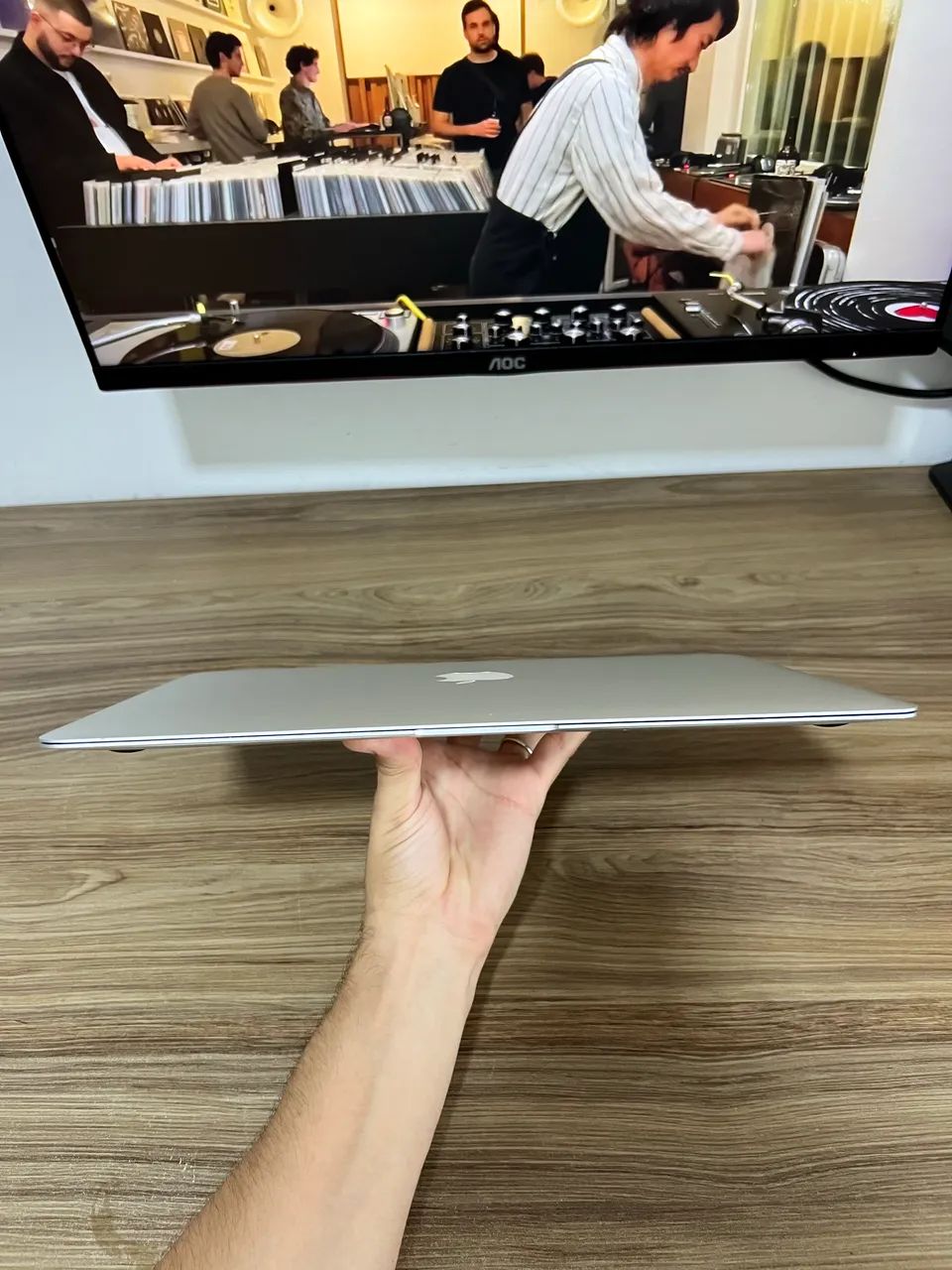 MacBook Air 2017 I5 128+8 GB - Foto 3