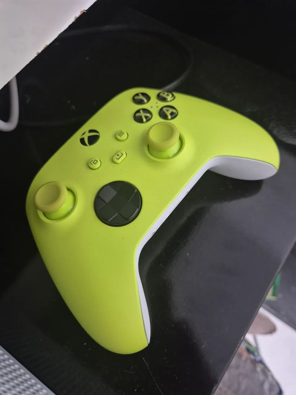 Controle XBox series s (Electric Volt)