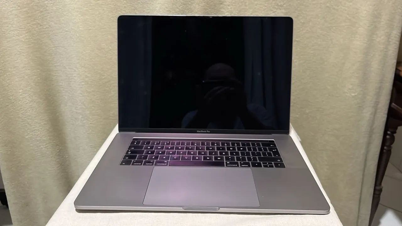 MacBook Pro tela 15 pol, 256 SSD, ano2016