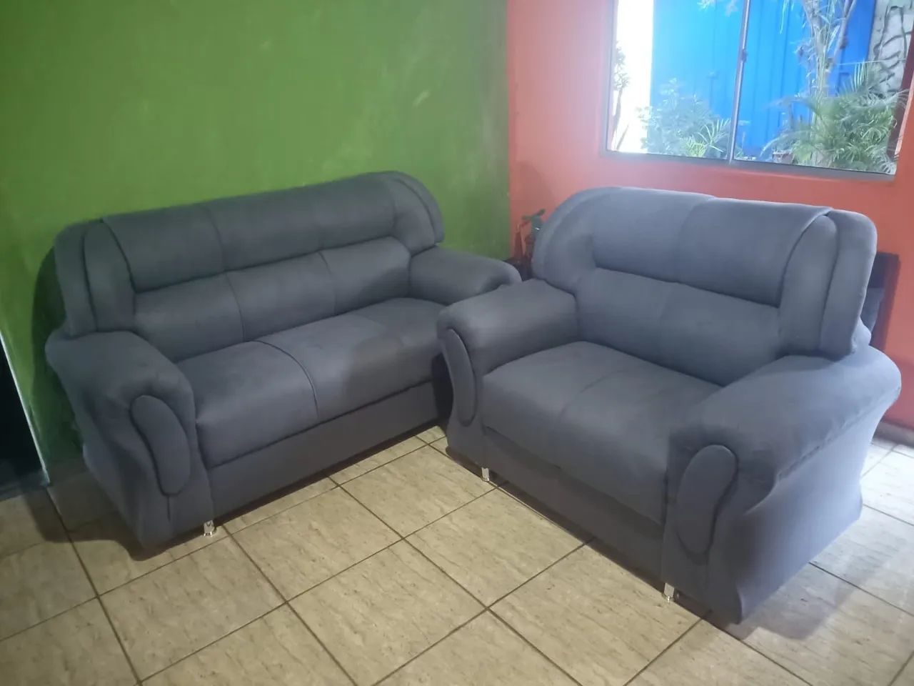 Sofá linha retro - une conforto e estilo