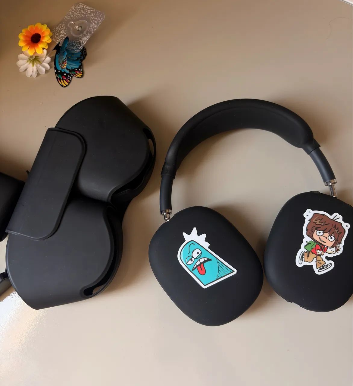 AirPods Max Apple