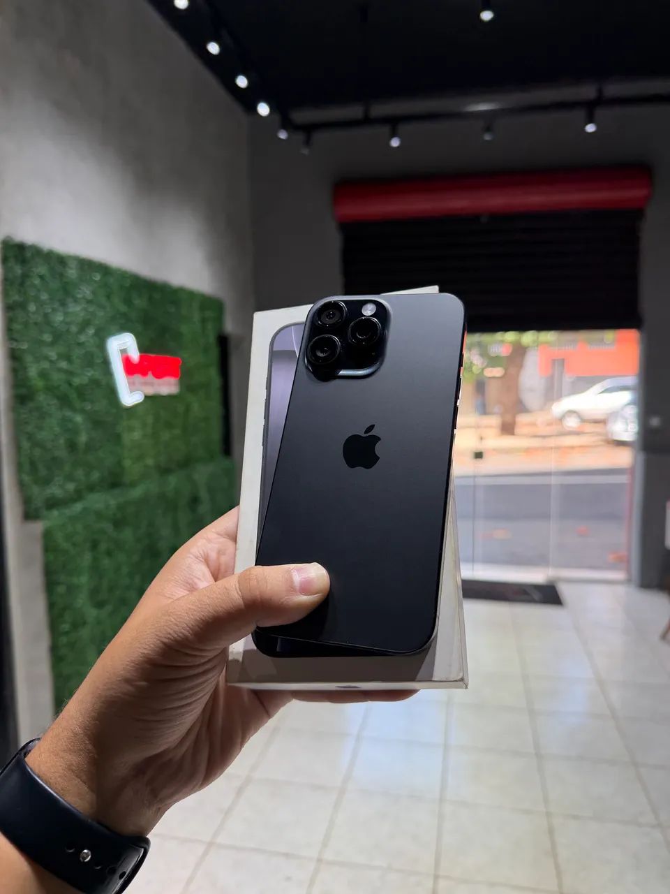 iPhone 16 Pro Max 256Gb - Foto 3