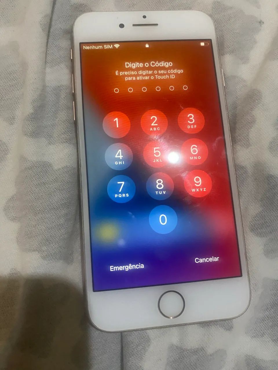 Iphone 8 excelente com caixa e nota fiscal - Foto 4