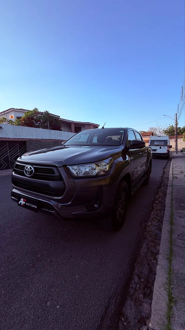 Toyota Hilux CD 4X4 2.8 DIESEL AUT. 2024