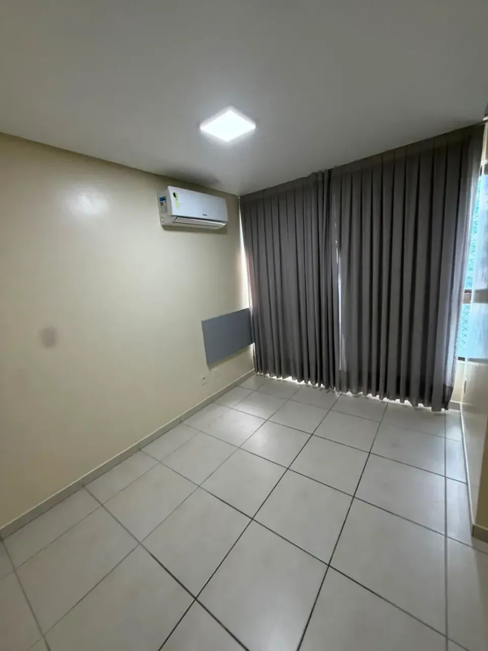 Alugo Apto de 86 m² com 3 suítes a beira mar - Foto 3