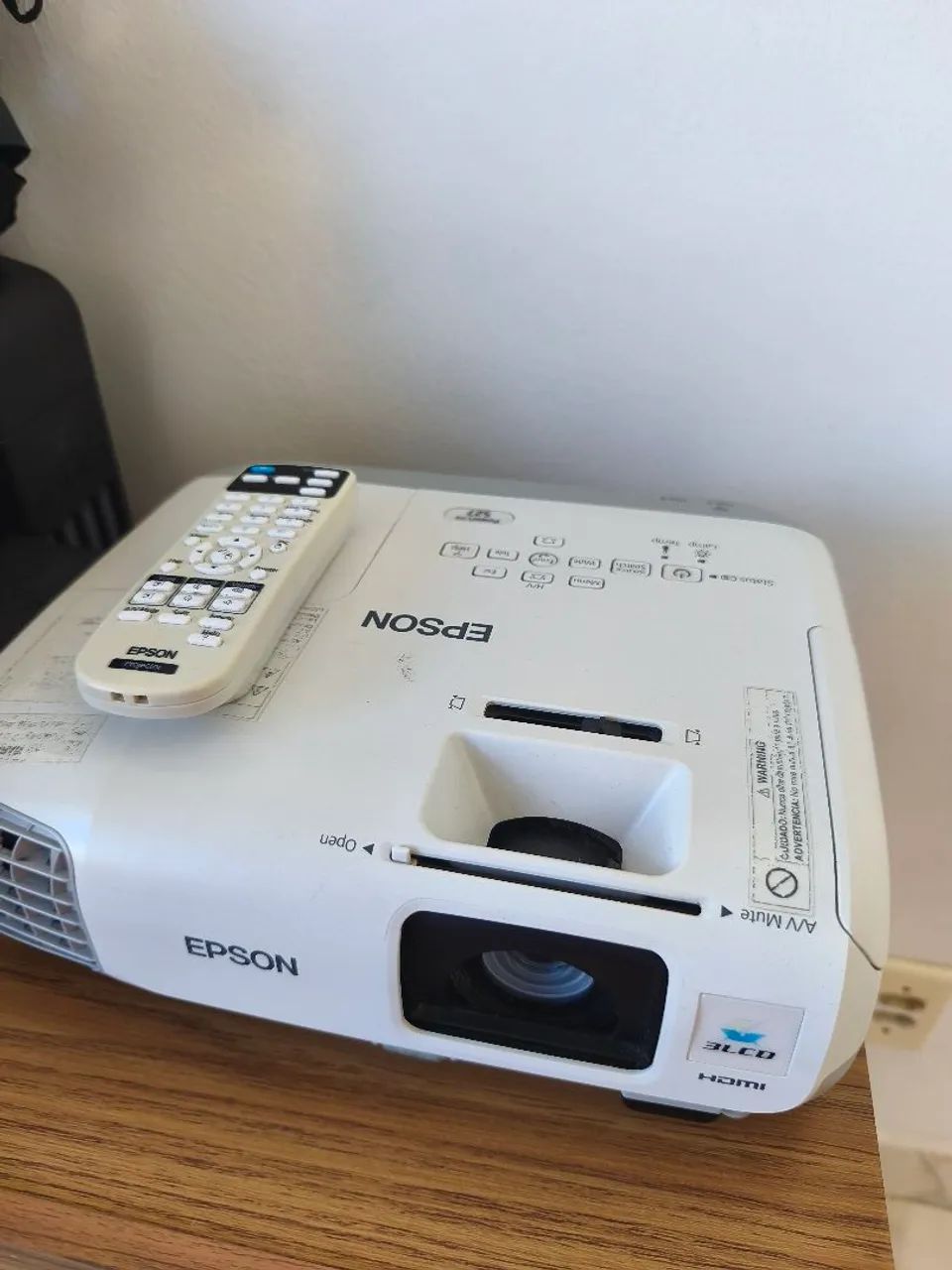 Projetor Epson PowerLite S27  - Foto 3