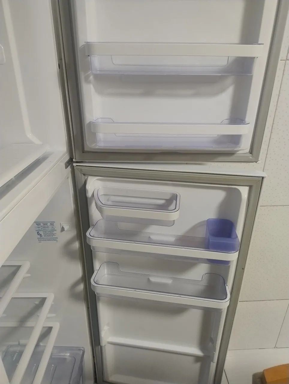 Vende se geladeira Eletrolux  - Foto 2