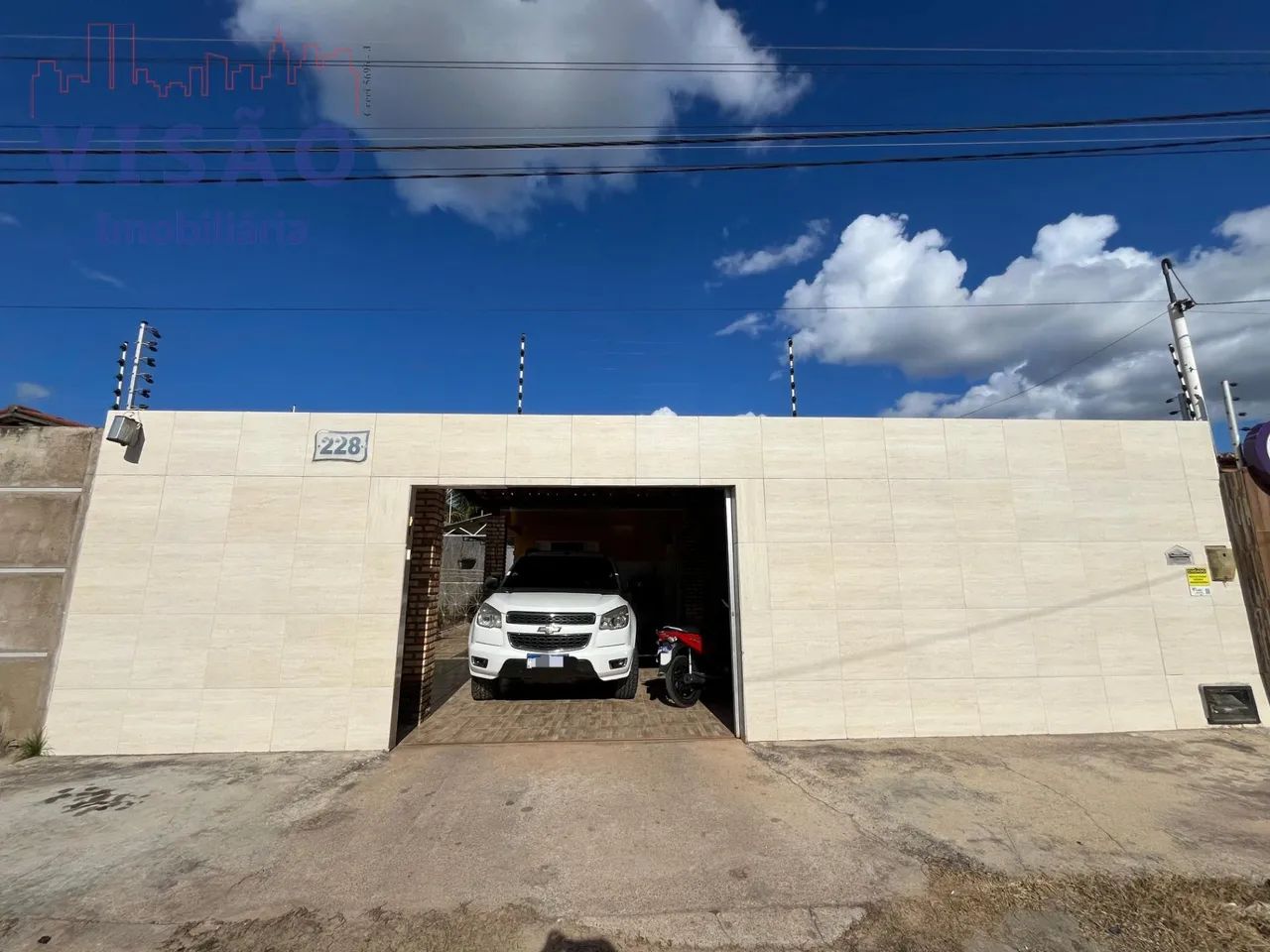 VENDE-SE CASA  DOM JAIME CÂMARA