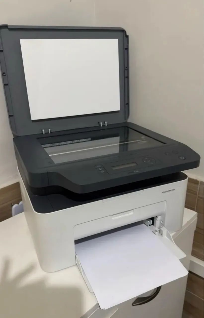 Impressora multinacional HP 135w - Foto 2
