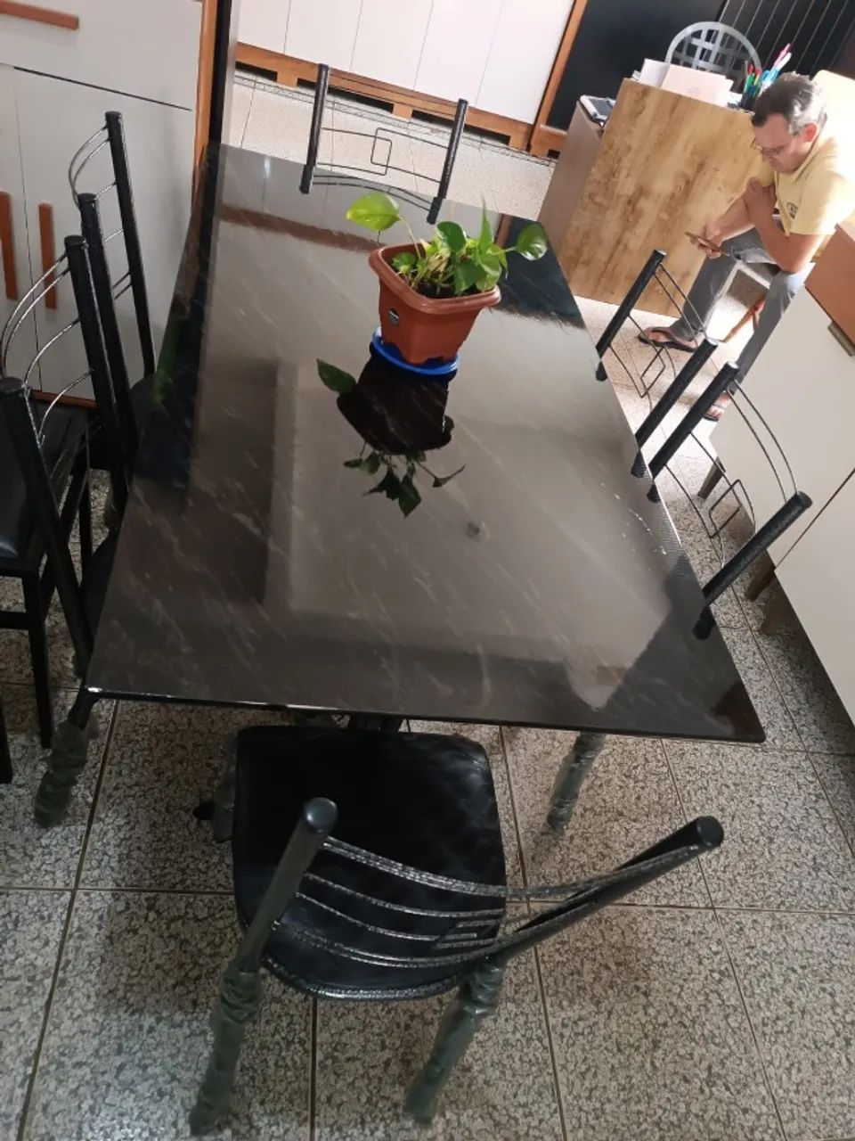 Mesa Marmorizada com 6 Cadeiras Nova na Promoção , Entrego - Foto 2