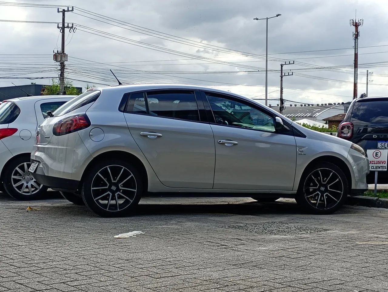 Fiat Bravo Essence Dualogic 1.8 Flex 16V 5P 2012 - Foto 4