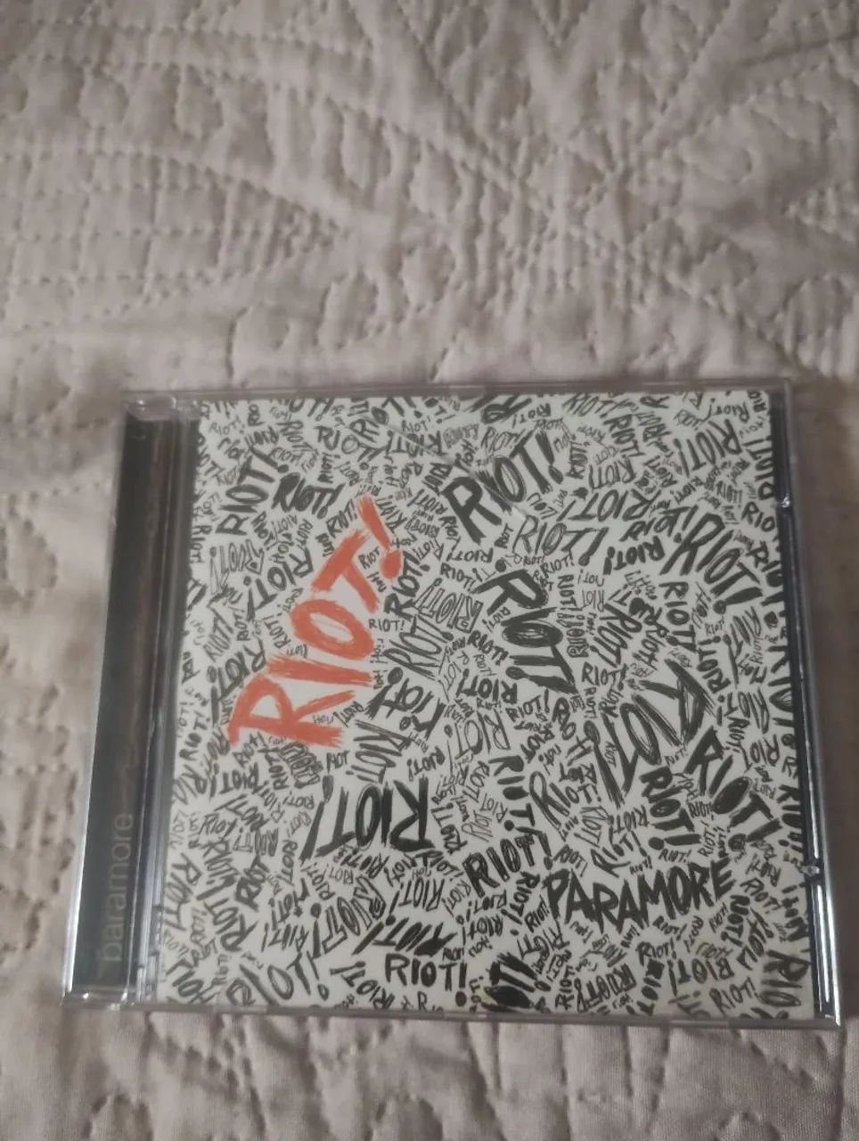 CD RIOT! - PARAMORE