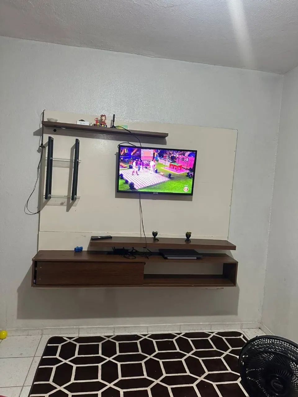 Vendo painel tbm 75 polegadas