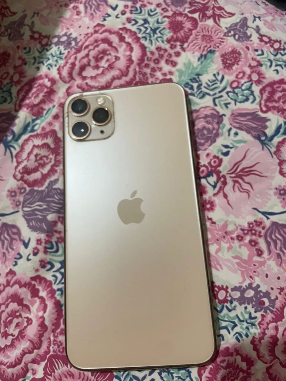 IPhone 11 Pro Max 256 gigas - só venda.  - Foto 2
