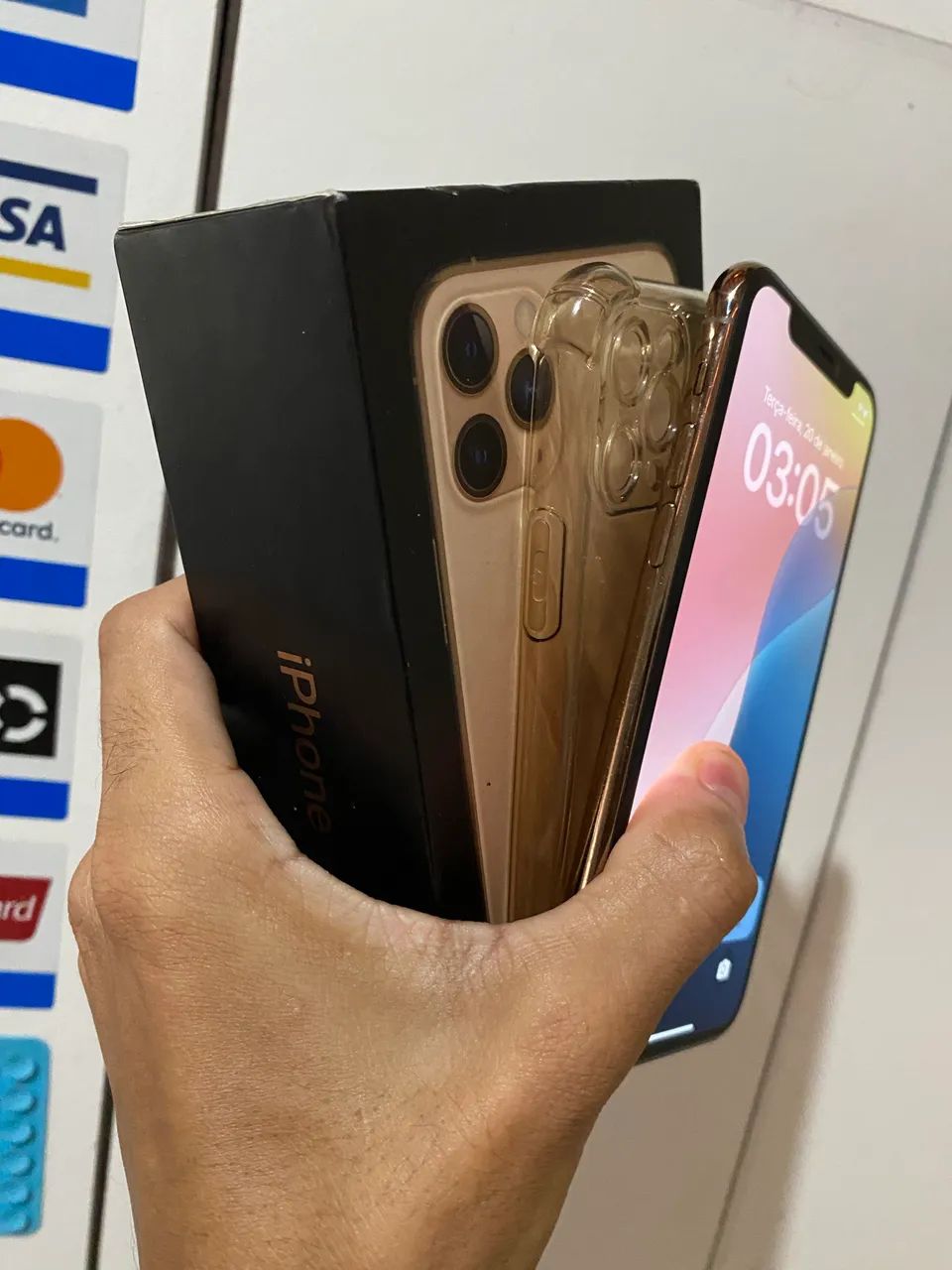 iPhone 11 Pro 64GB dourado zero na caixa - Celulares e Smartphones