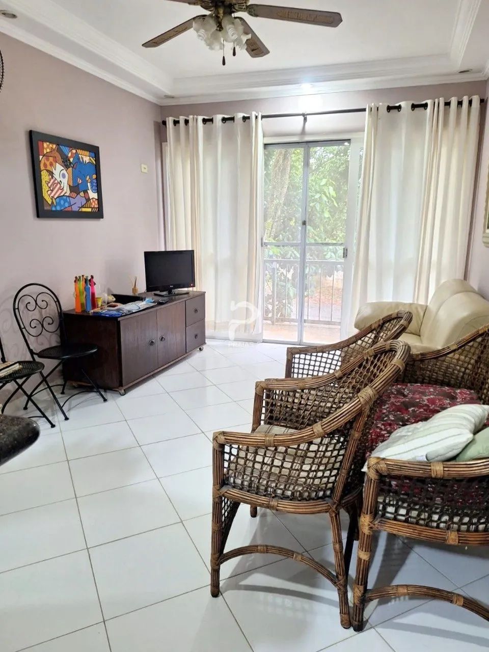 Apartamento com terraço, 2 dormitórios, Enseada, Guarujá
