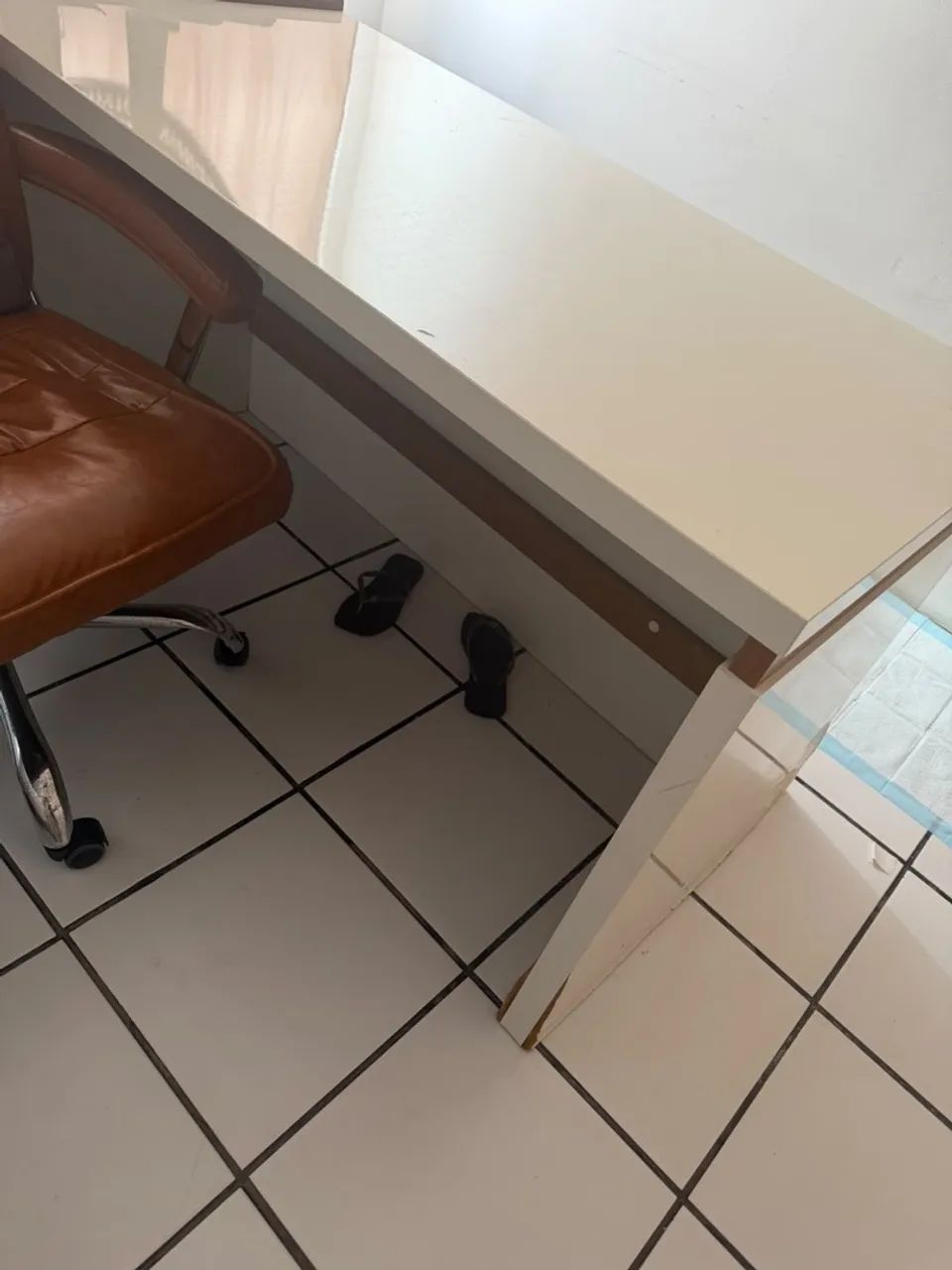 Mesa para escritório, semi nova. - Foto 4